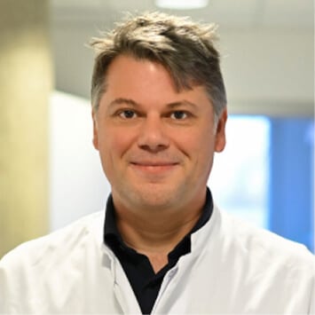 Dr. Sebastian Teschers